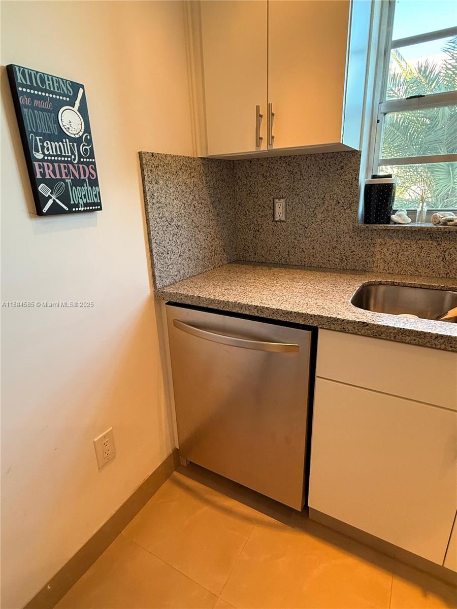 4142 N Jefferson Ave #4D, Miami Beach FL 33140