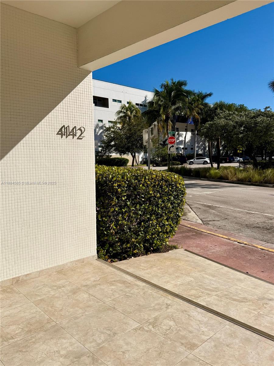 4142 N Jefferson Ave #4D, Miami Beach FL 33140
