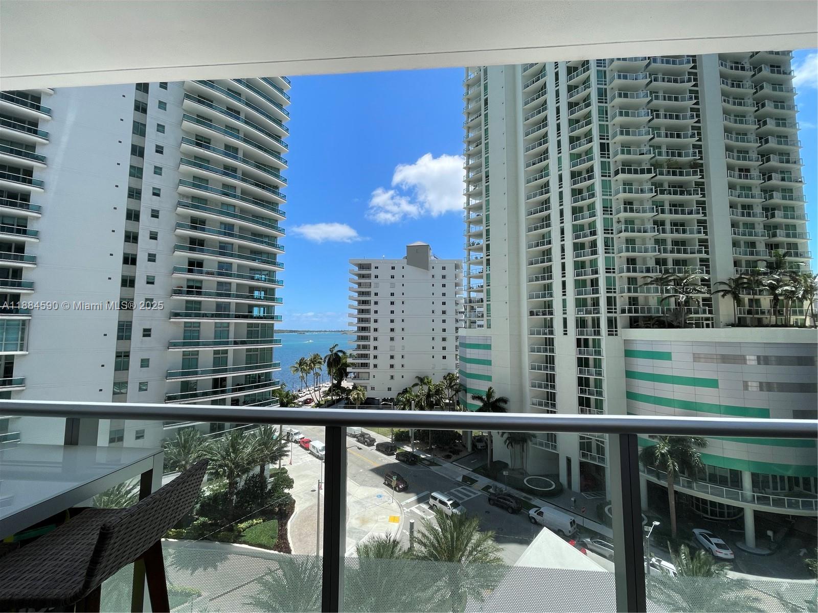 1300 Brickell Bay Dr #806, Miami FL 33131