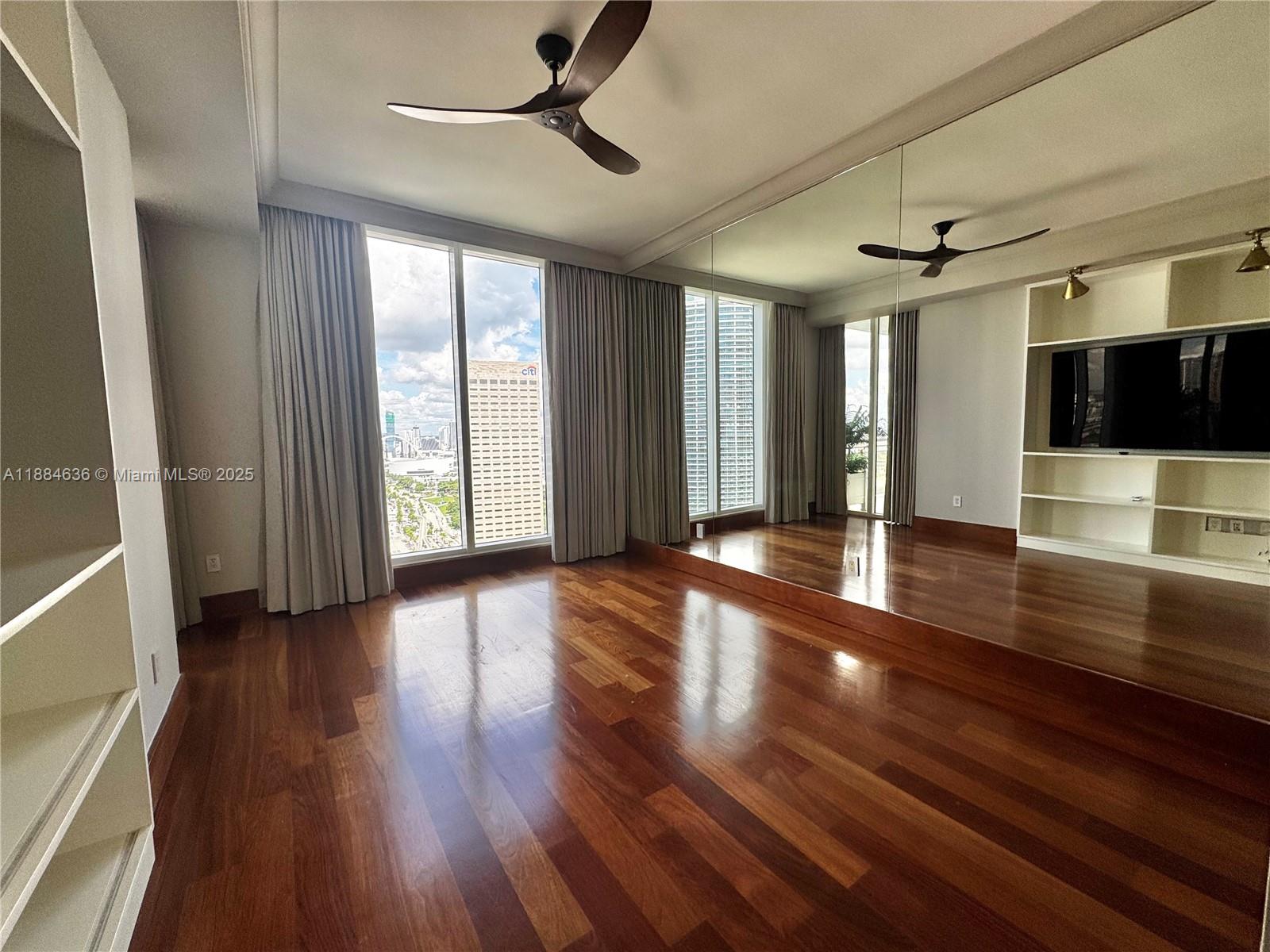 901 Brickell Key Blvd #3605, Miami FL 33131