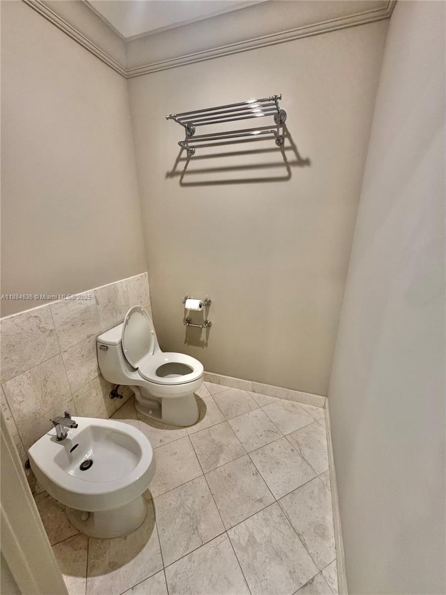 901 Brickell Key Blvd #3605, Miami FL 33131