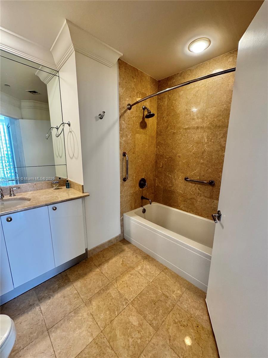 901 Brickell Key Blvd #3605, Miami FL 33131