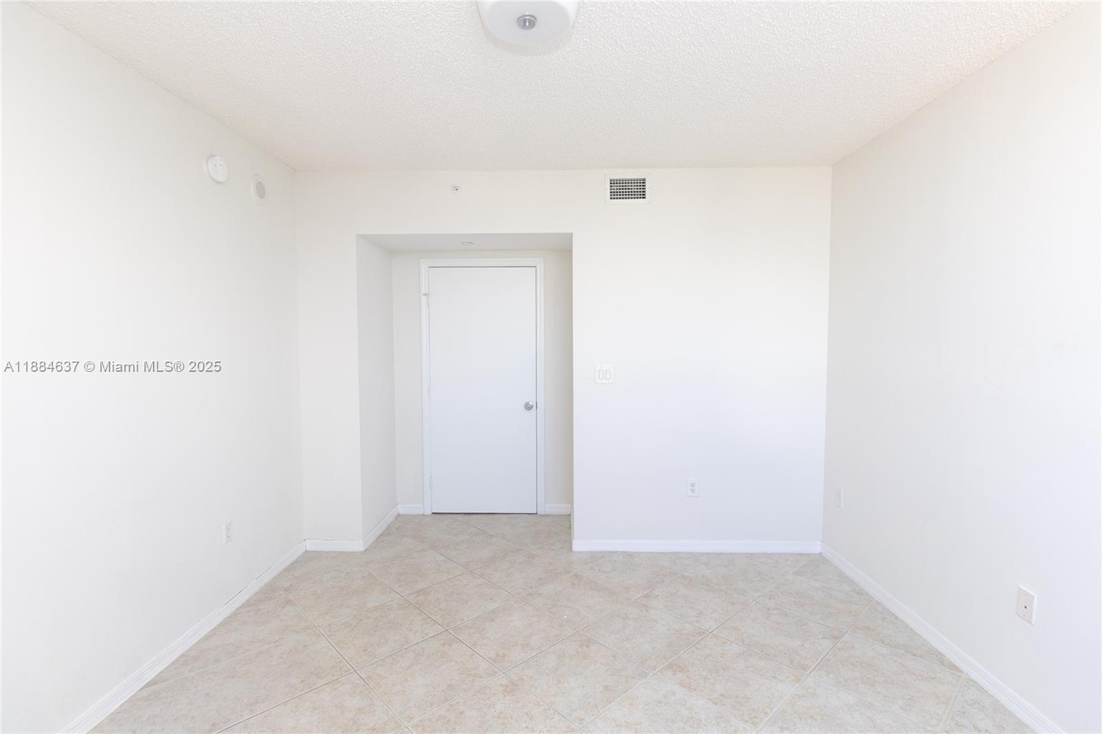 1330 West Ave #3405, Miami Beach FL 33139