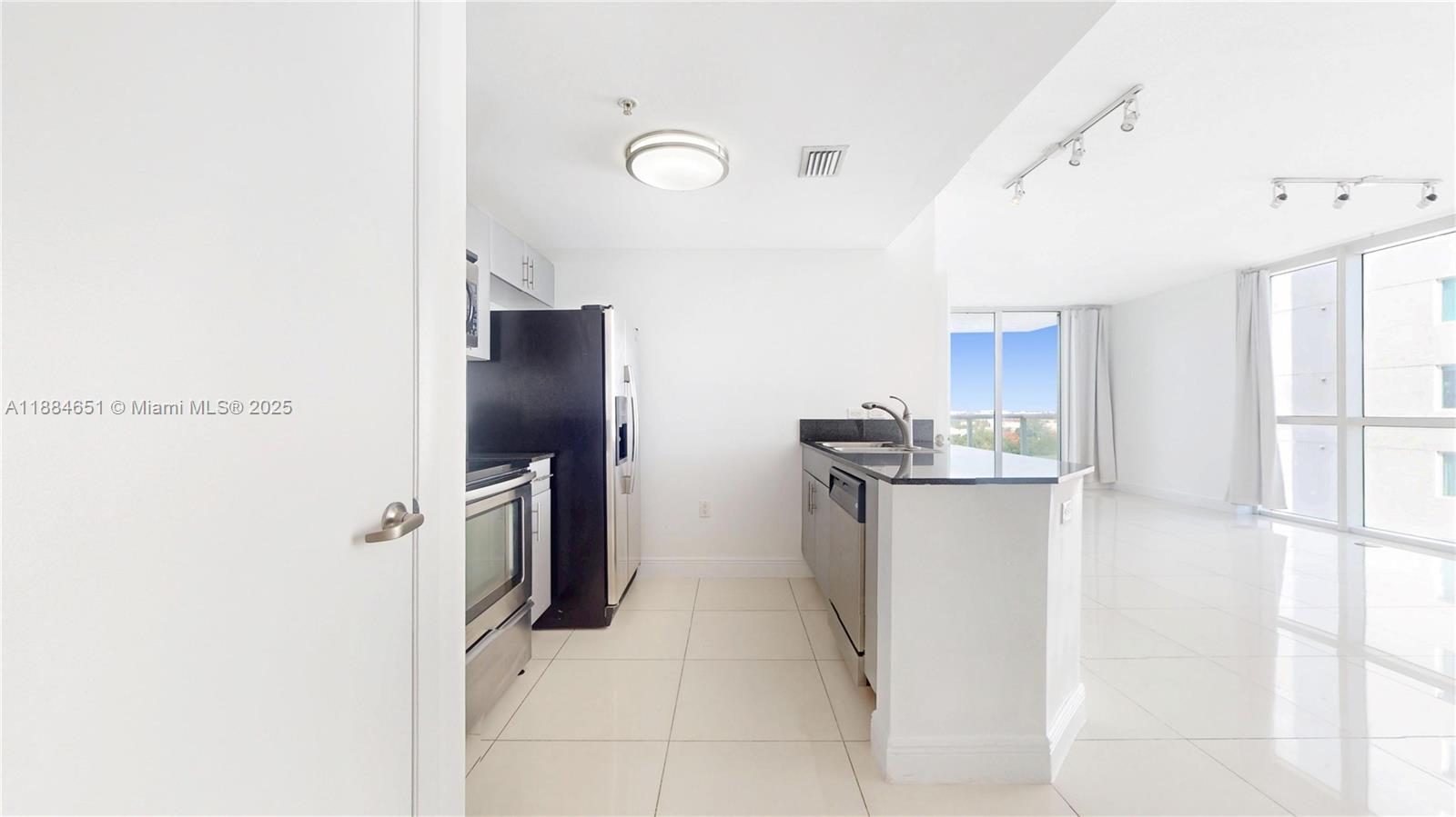1871 NW S River Dr #1205, Miami FL 33125