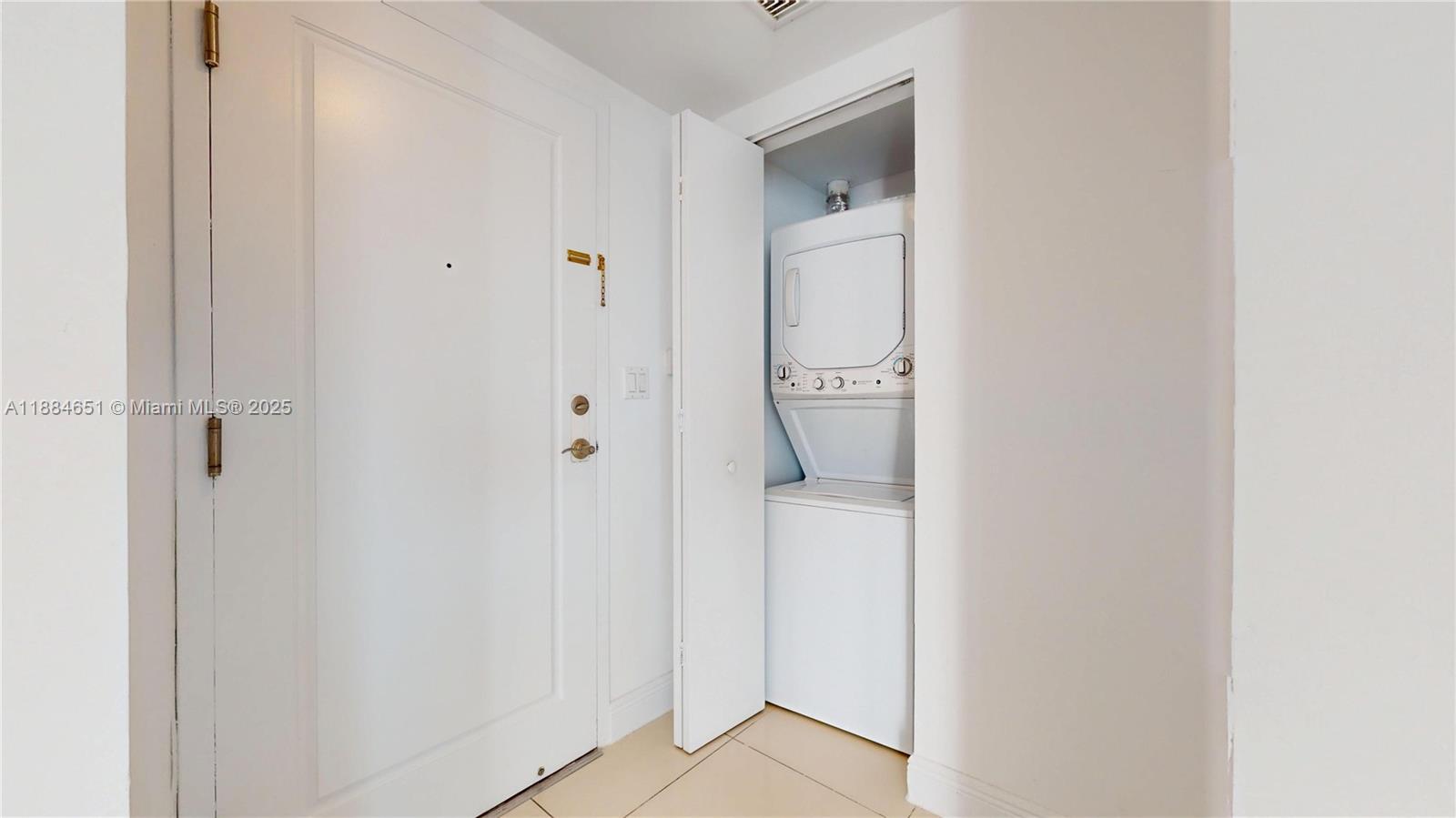 1871 NW S River Dr #1205, Miami FL 33125