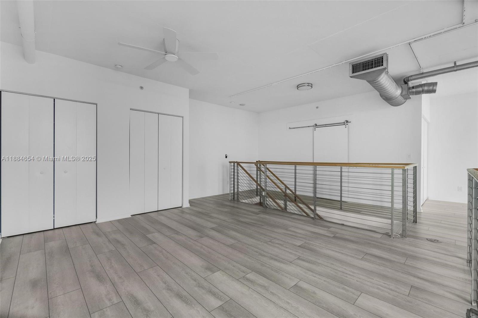 690 SW 1 CT #PHII 19, Miami FL 33130