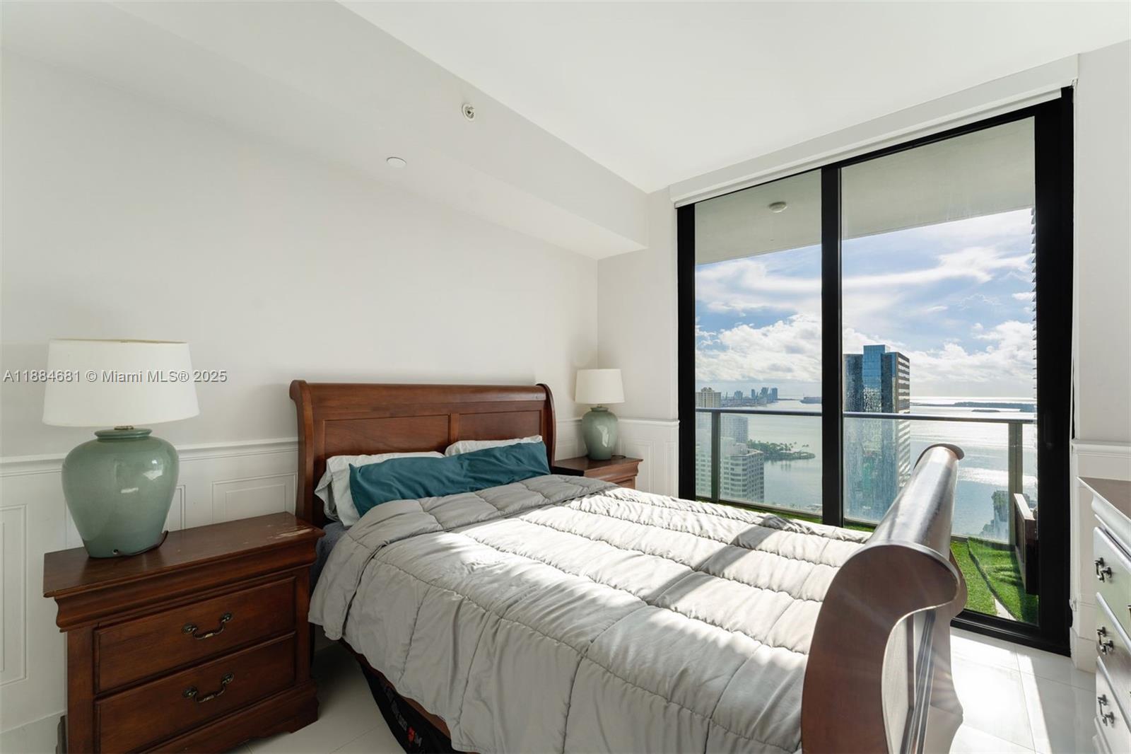 1010 Brickell Ave #3004, Miami FL 33131