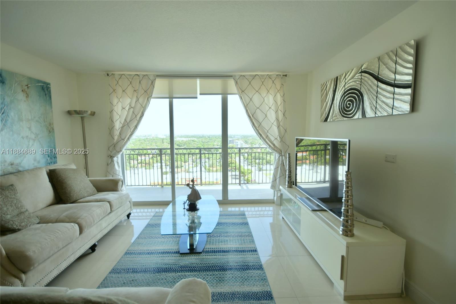 3232 SW 22nd Ter #1502, Miami FL 33145