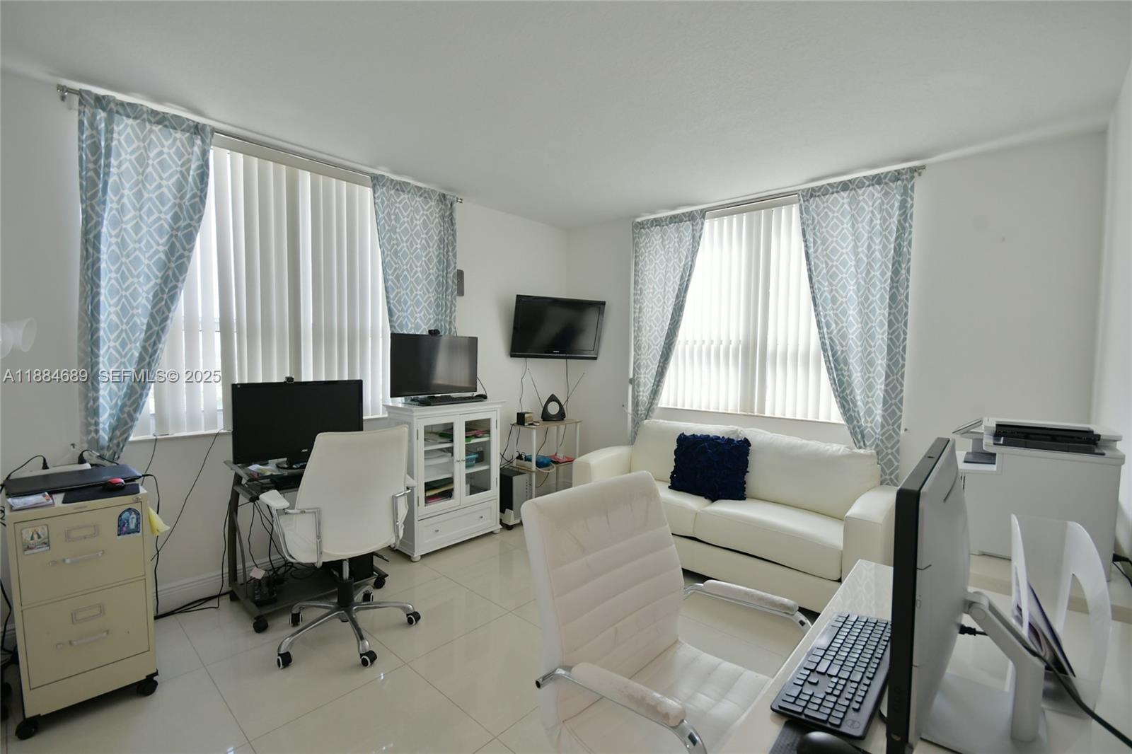 3232 SW 22nd Ter #1502, Miami FL 33145