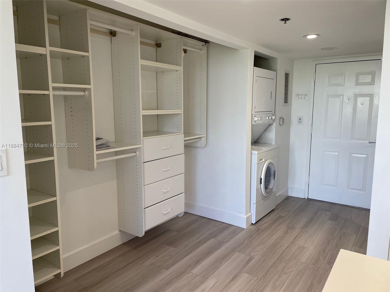 540 Brickell Key Dr #507, Miami FL 33131