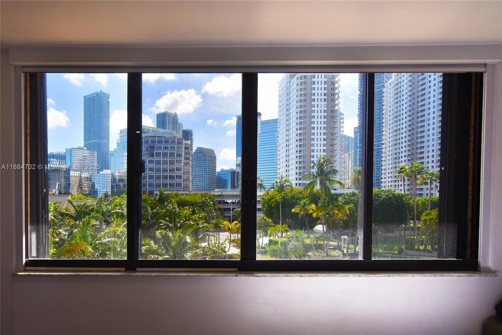 540 Brickell Key Dr #507, Miami FL 33131