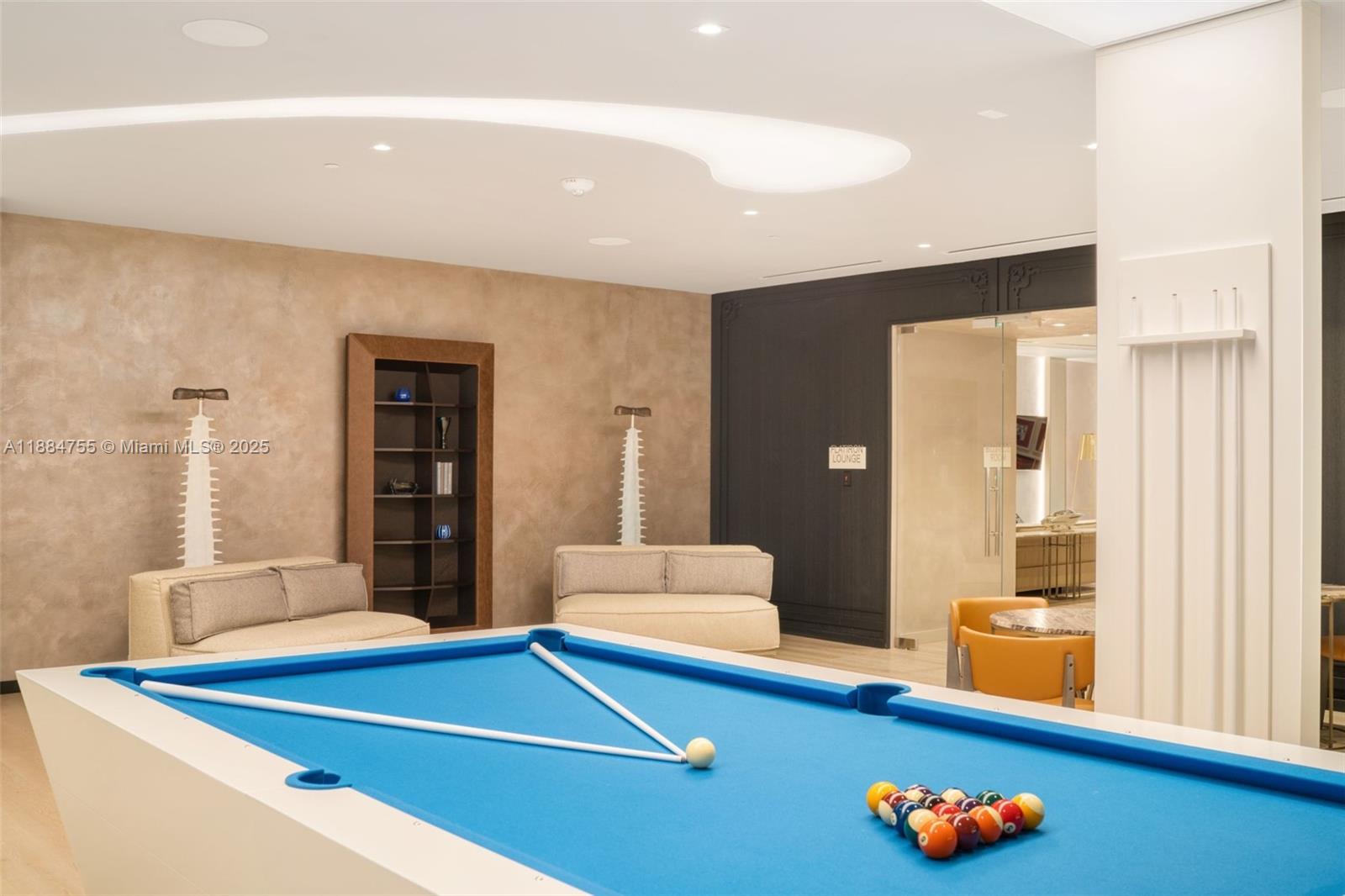 1000 Brickell Plz #4315, Miami FL 33131