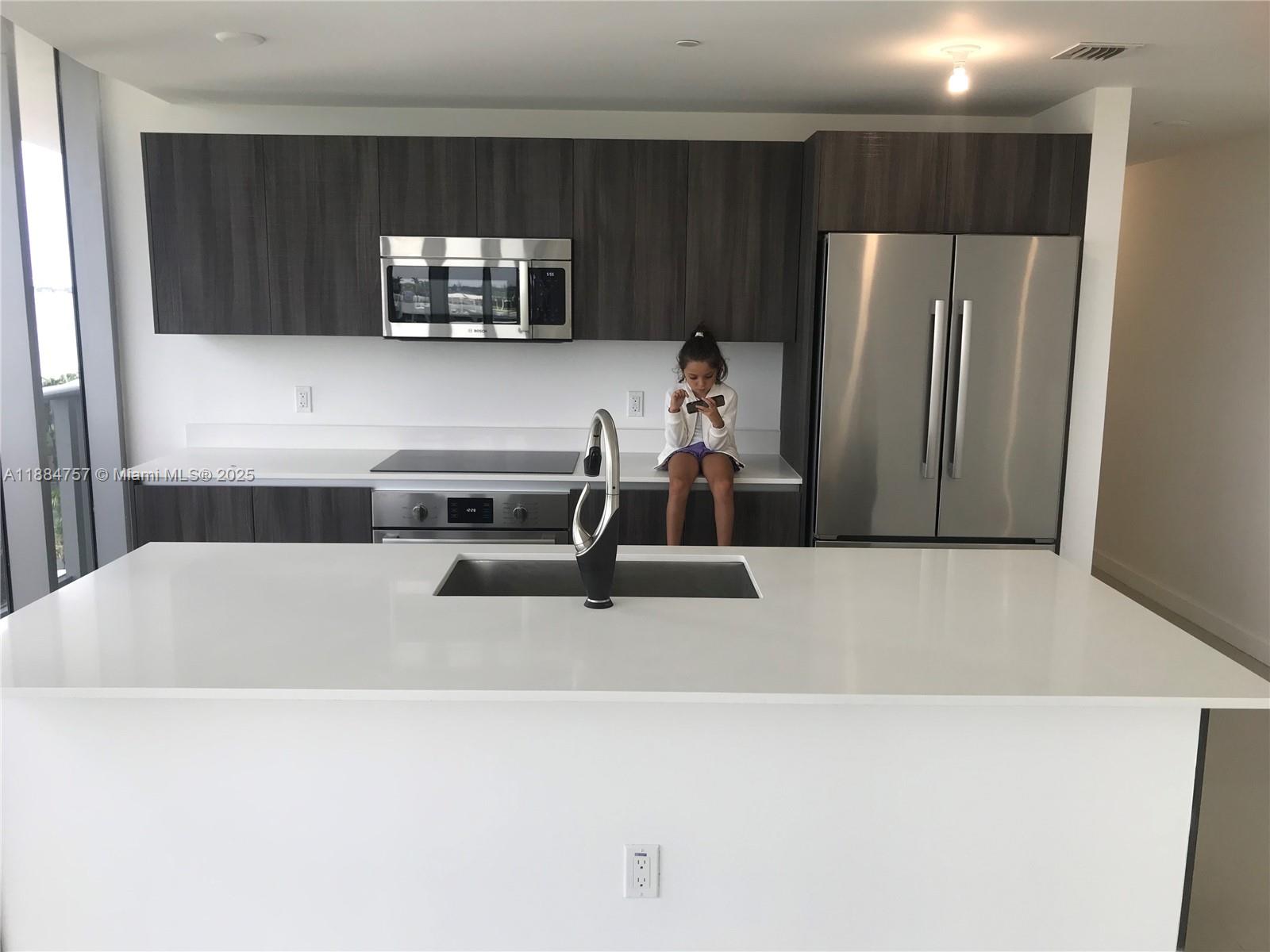 488 NE 18TH st #717, Miami FL 33132