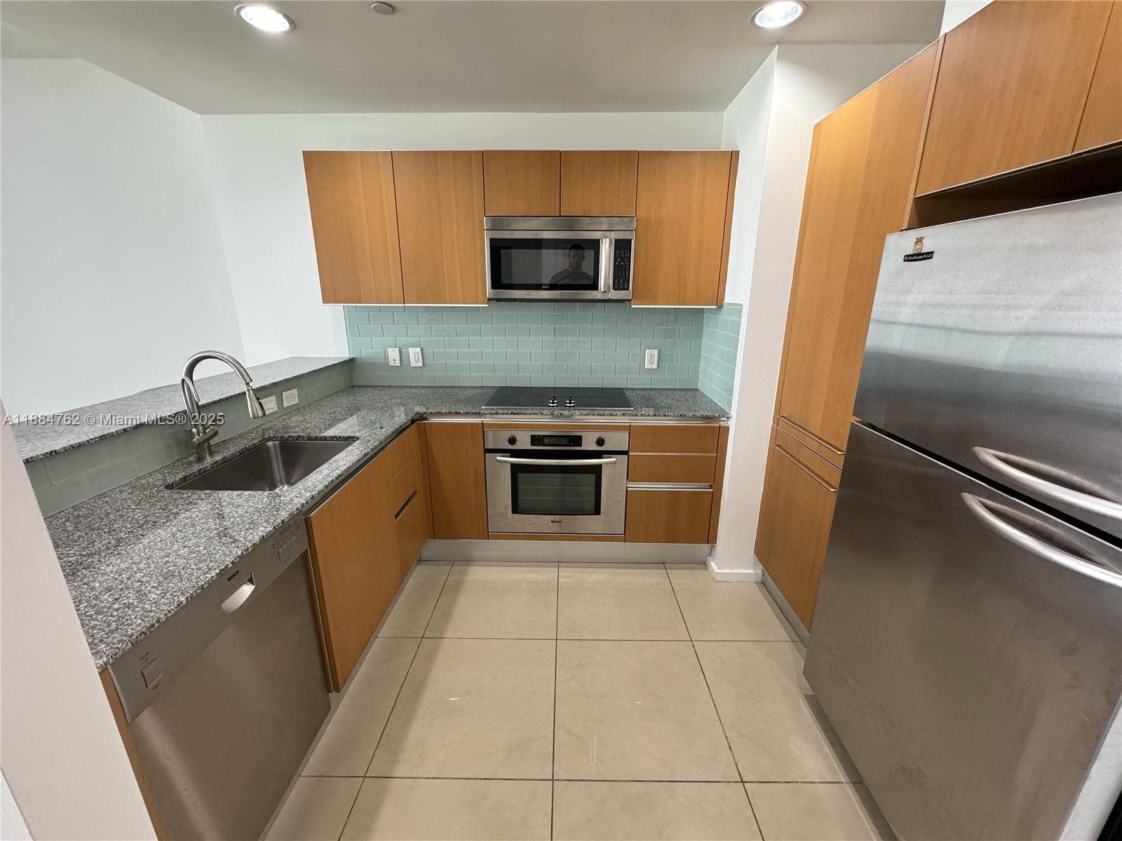 1050 Brickell Ave #2222, Miami FL 33131