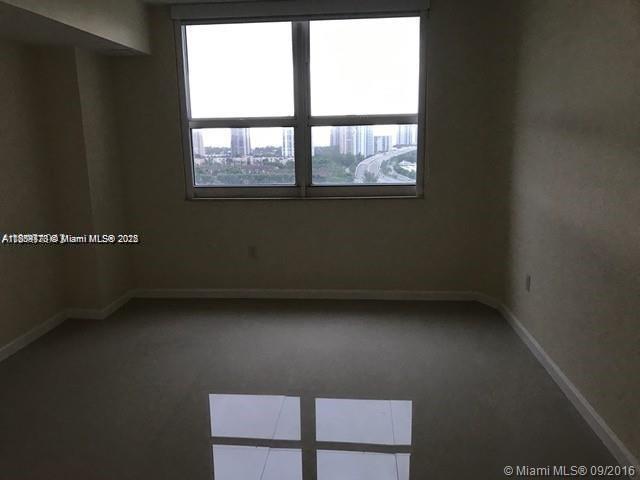19501 W Country Club Dr #2115, Aventura FL 33180