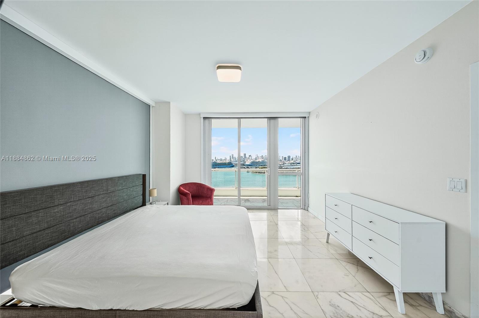 540 West Ave #2111, Miami Beach FL 33139
