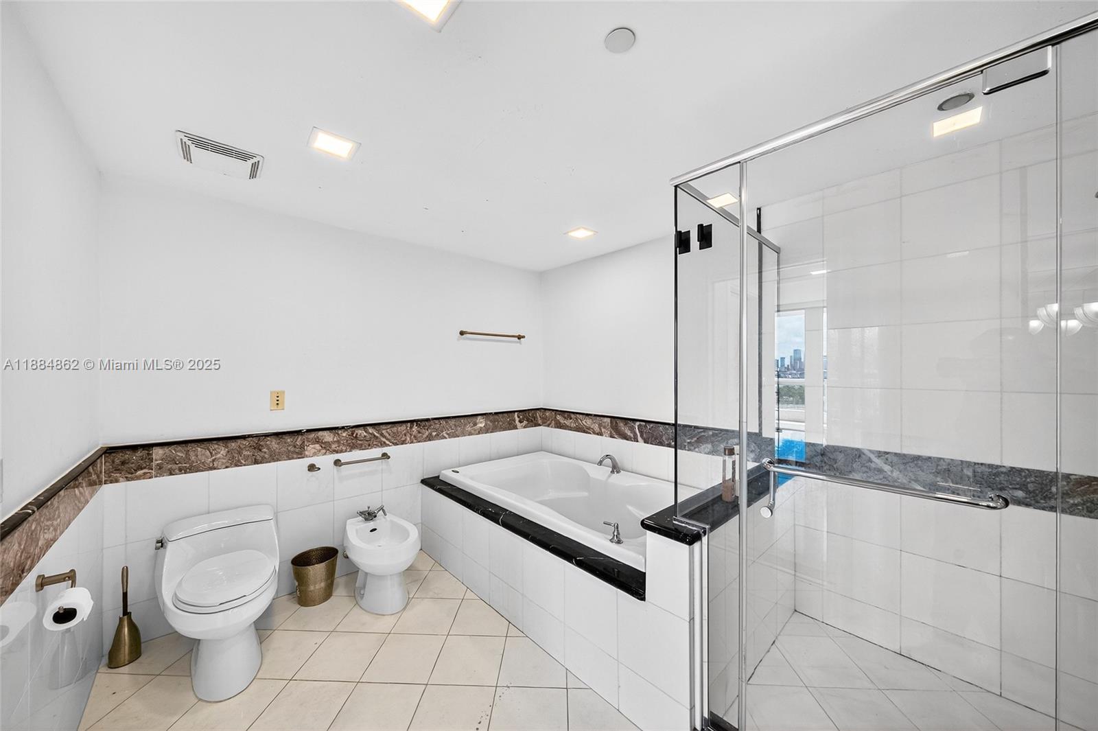 540 West Ave #2111, Miami Beach FL 33139