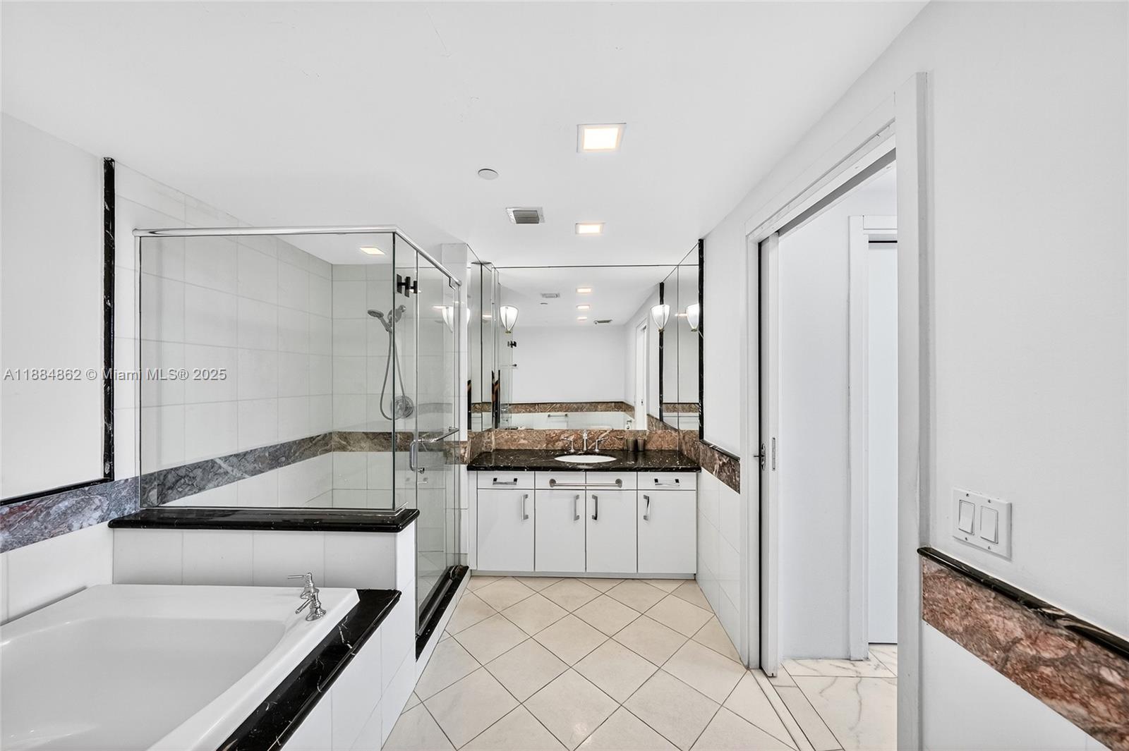 540 West Ave #2111, Miami Beach FL 33139