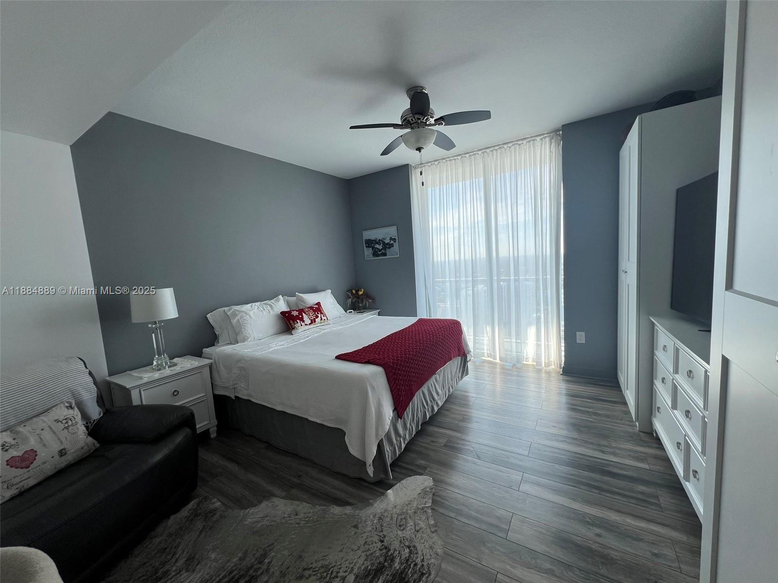 1111 SW 1st Ave #3225 SHORT TERM, Miami FL 33130
