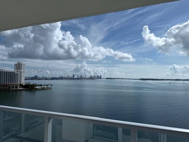1155 Brickell Bay Dr #1210, Miami FL 33131