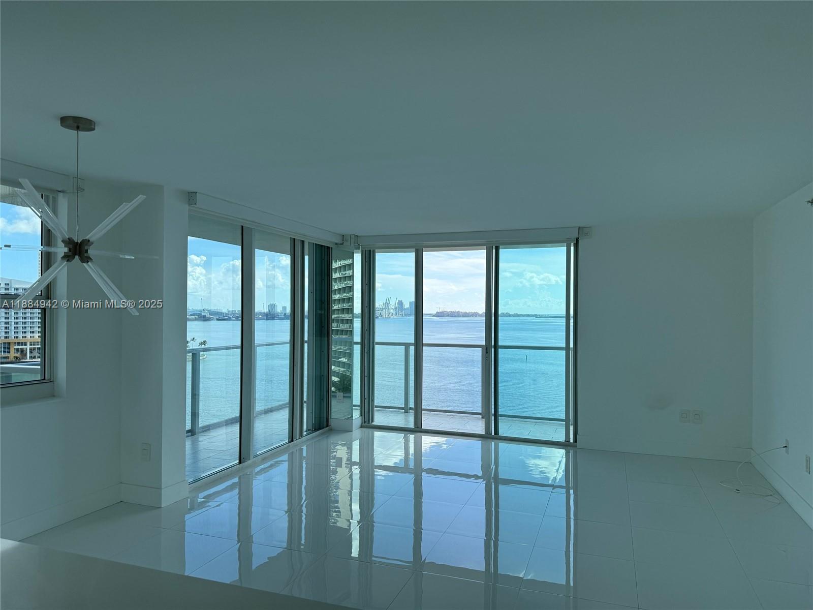 1155 Brickell Bay Dr #1210, Miami FL 33131