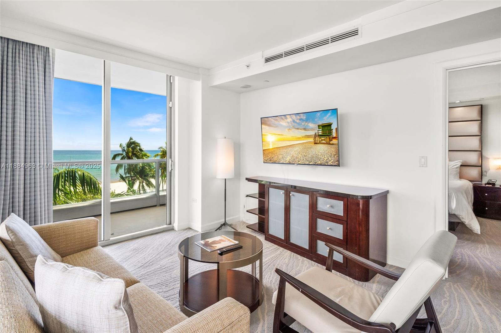4391 Collins Ave #410, Miami Beach FL 33140