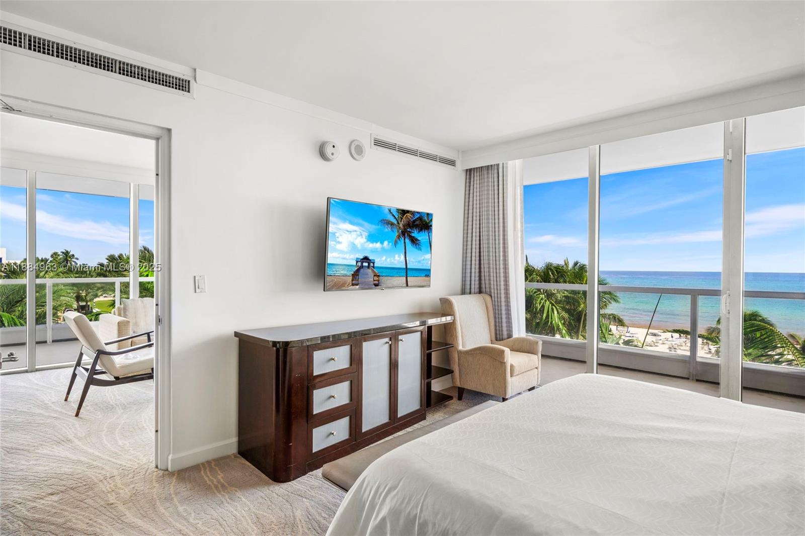 4391 Collins Ave #410, Miami Beach FL 33140