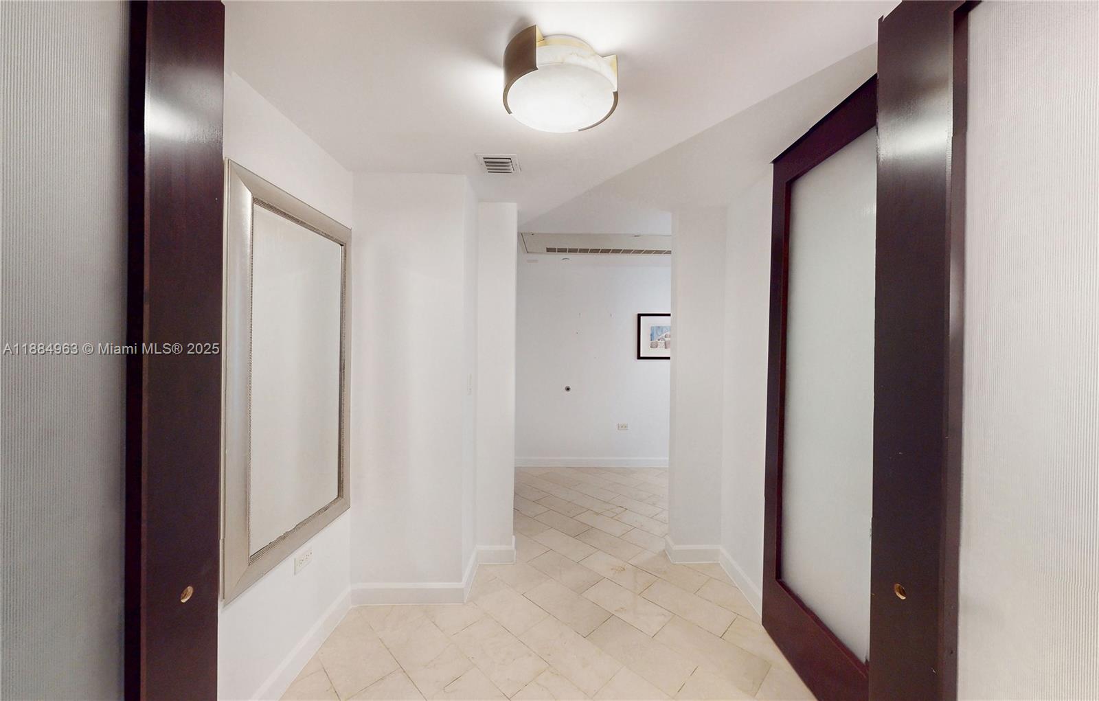 4391 Collins Ave #410, Miami Beach FL 33140