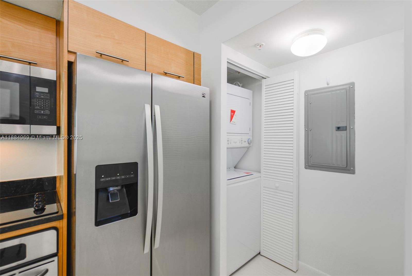 31 SE 5th St #1510, Miami FL 33131