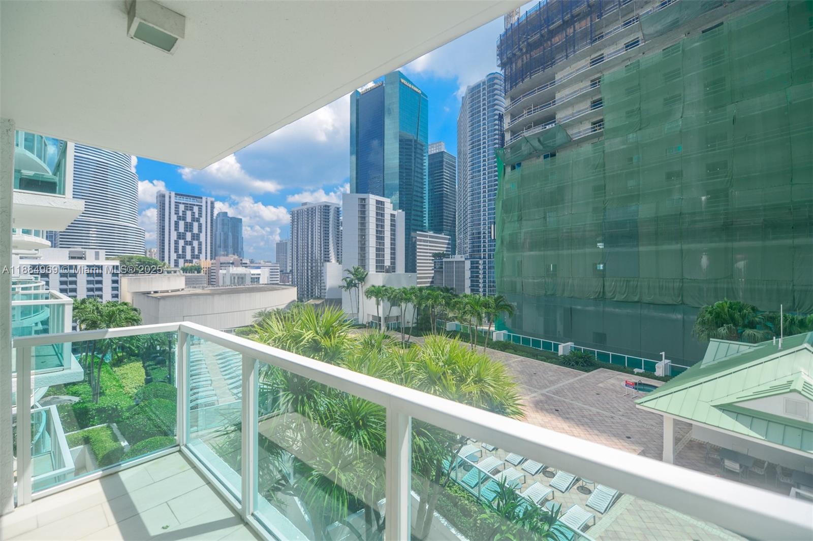 31 SE 5th St #1510, Miami FL 33131