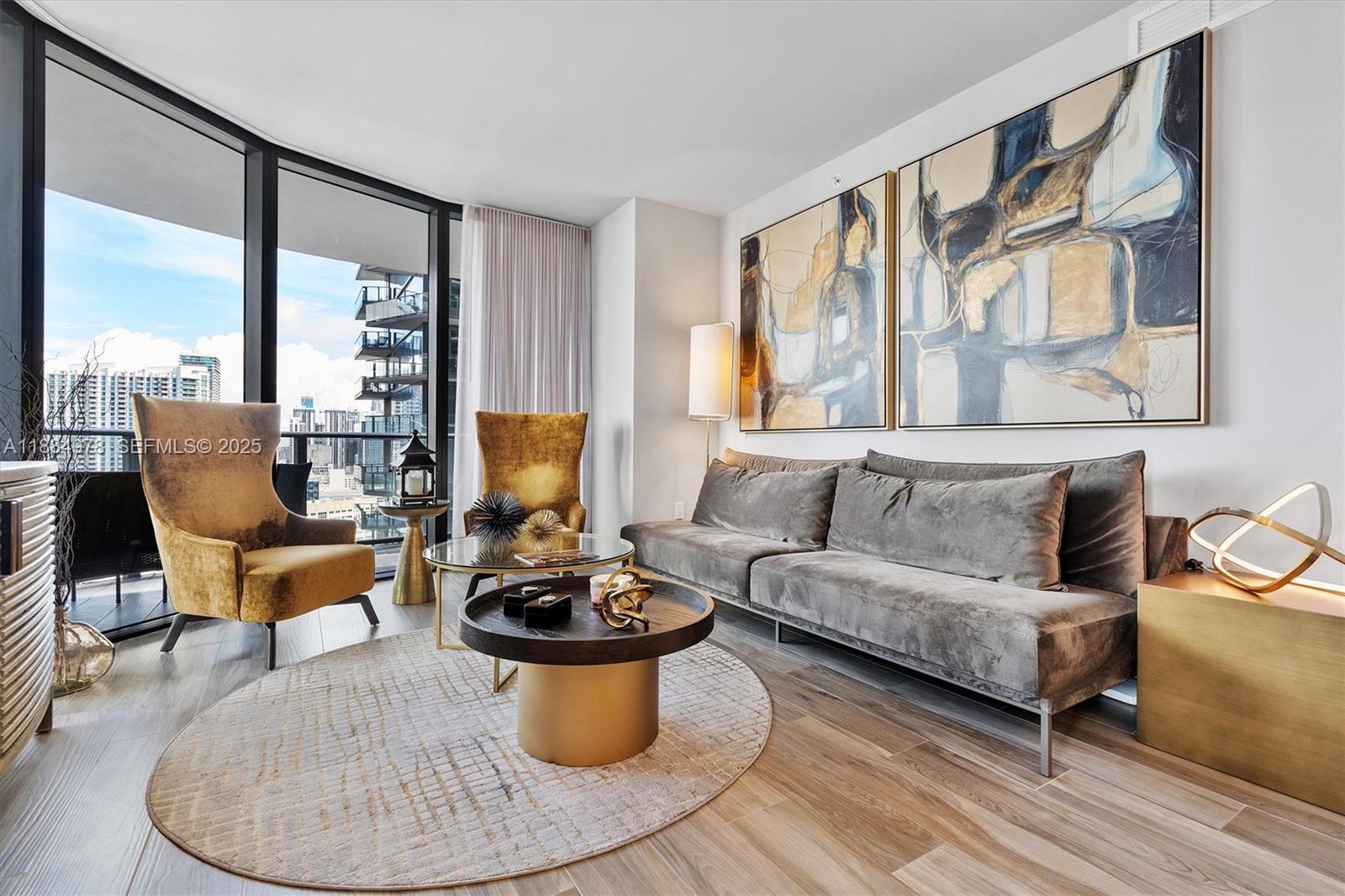 801 S Miami Ave #2509, Miami FL 33130