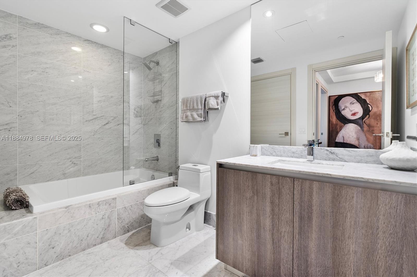 801 S Miami Ave #2509, Miami FL 33130
