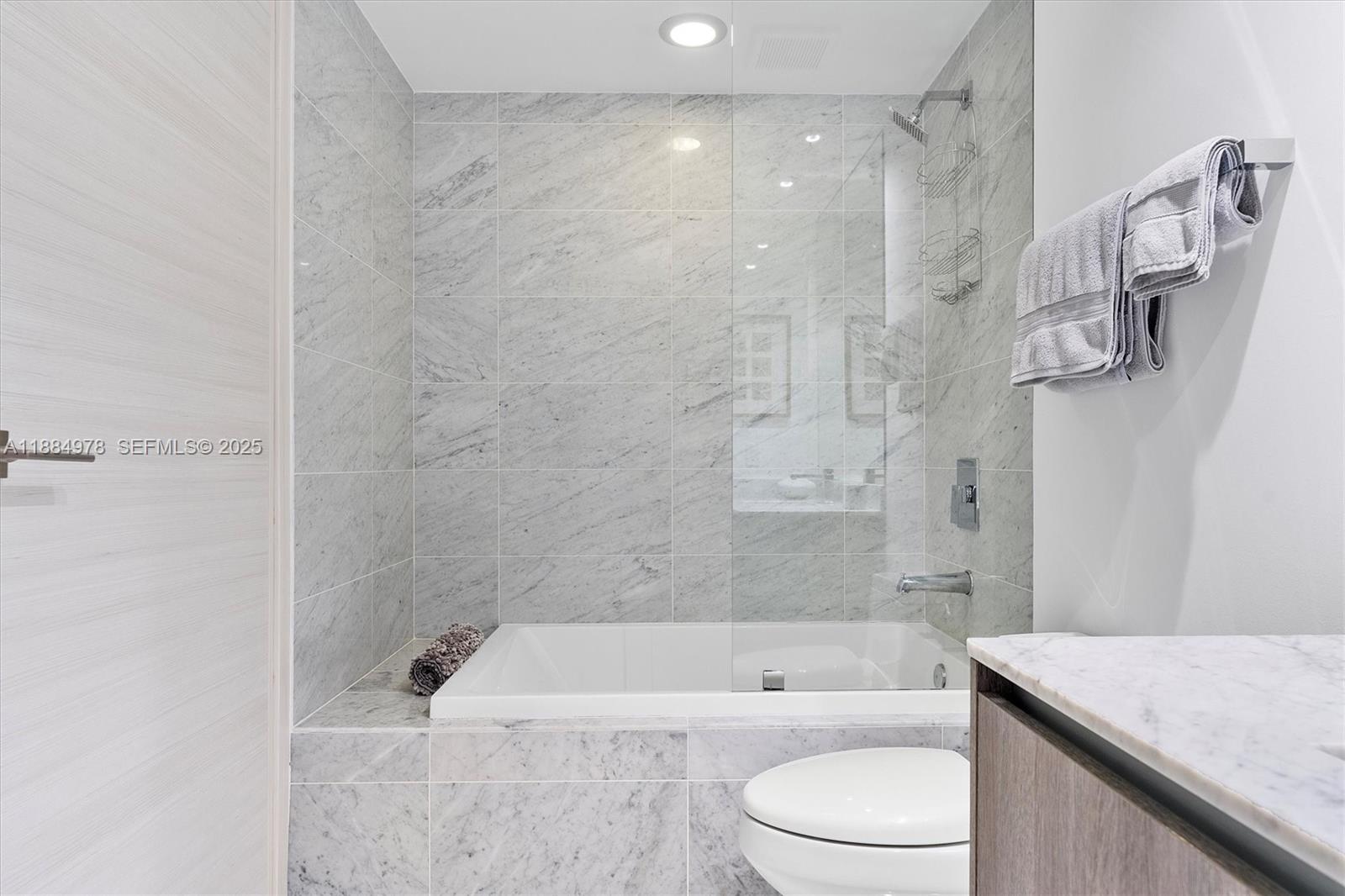 801 S Miami Ave #2509, Miami FL 33130