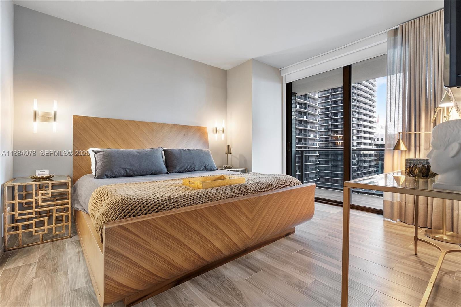 801 S Miami Ave #2509, Miami FL 33130