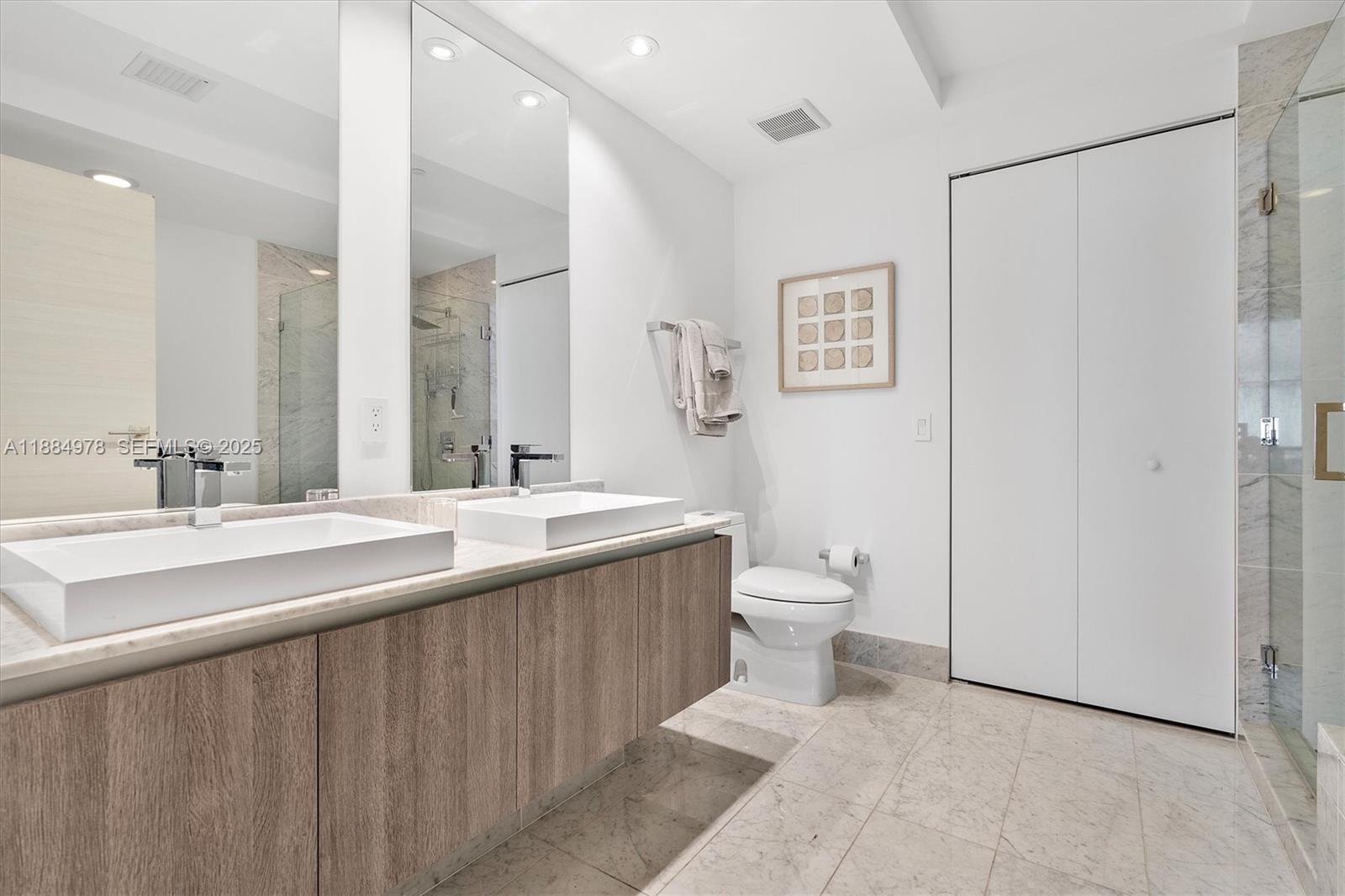 801 S Miami Ave #2509, Miami FL 33130