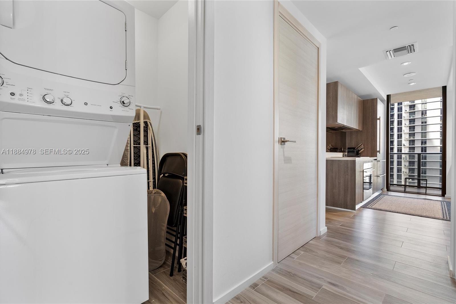 801 S Miami Ave #2509, Miami FL 33130