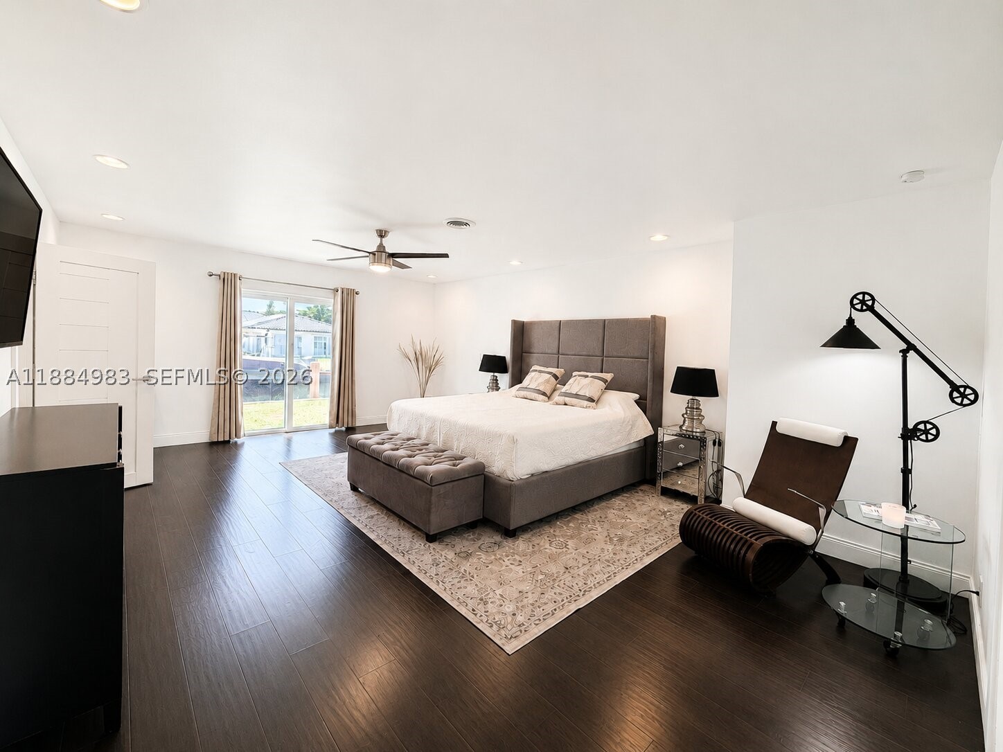 2830 NE 56 ct, Fort Lauderdale FL 33308