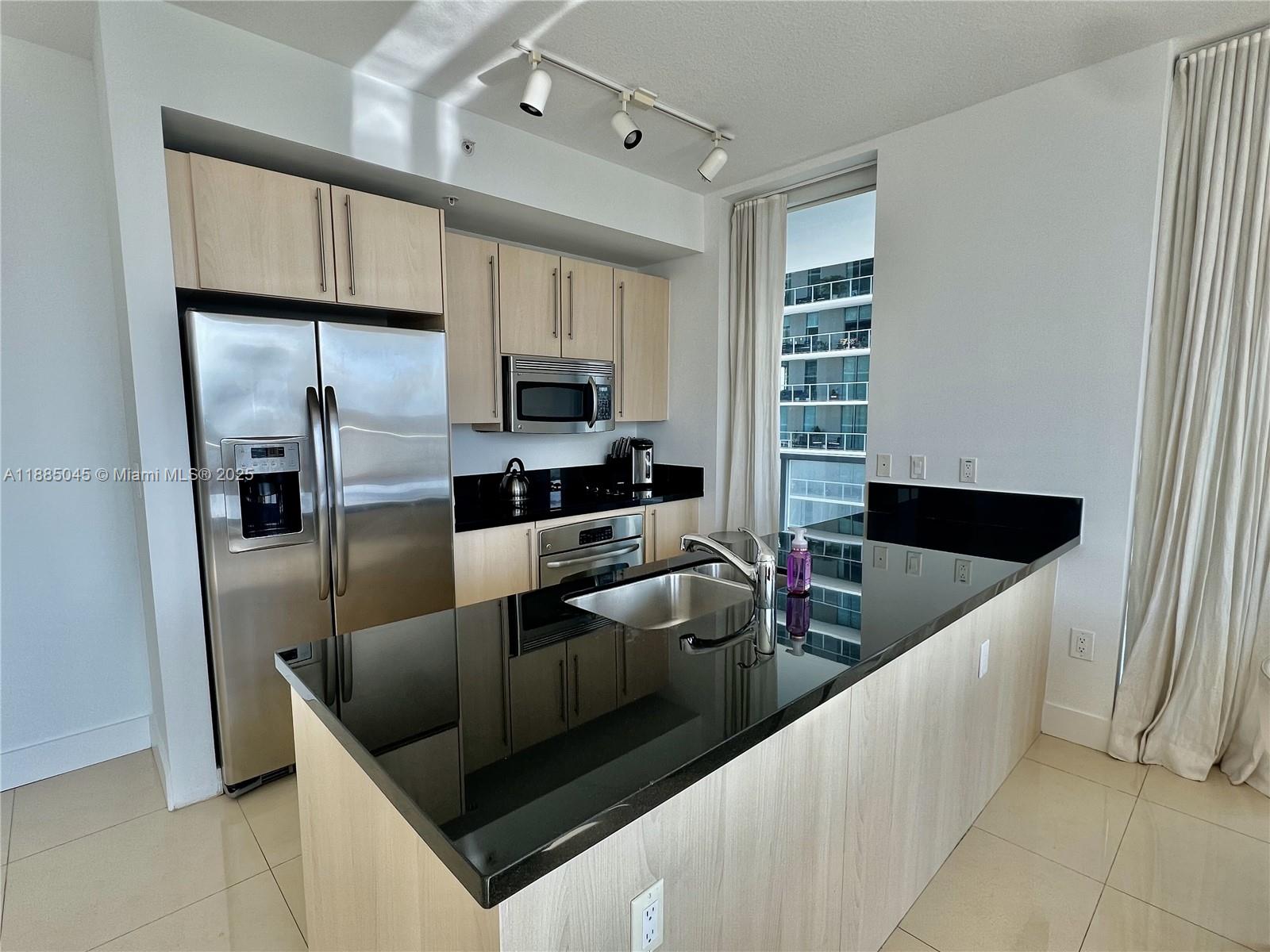 1111 SW 1st Ave #1914, Miami FL 33130
