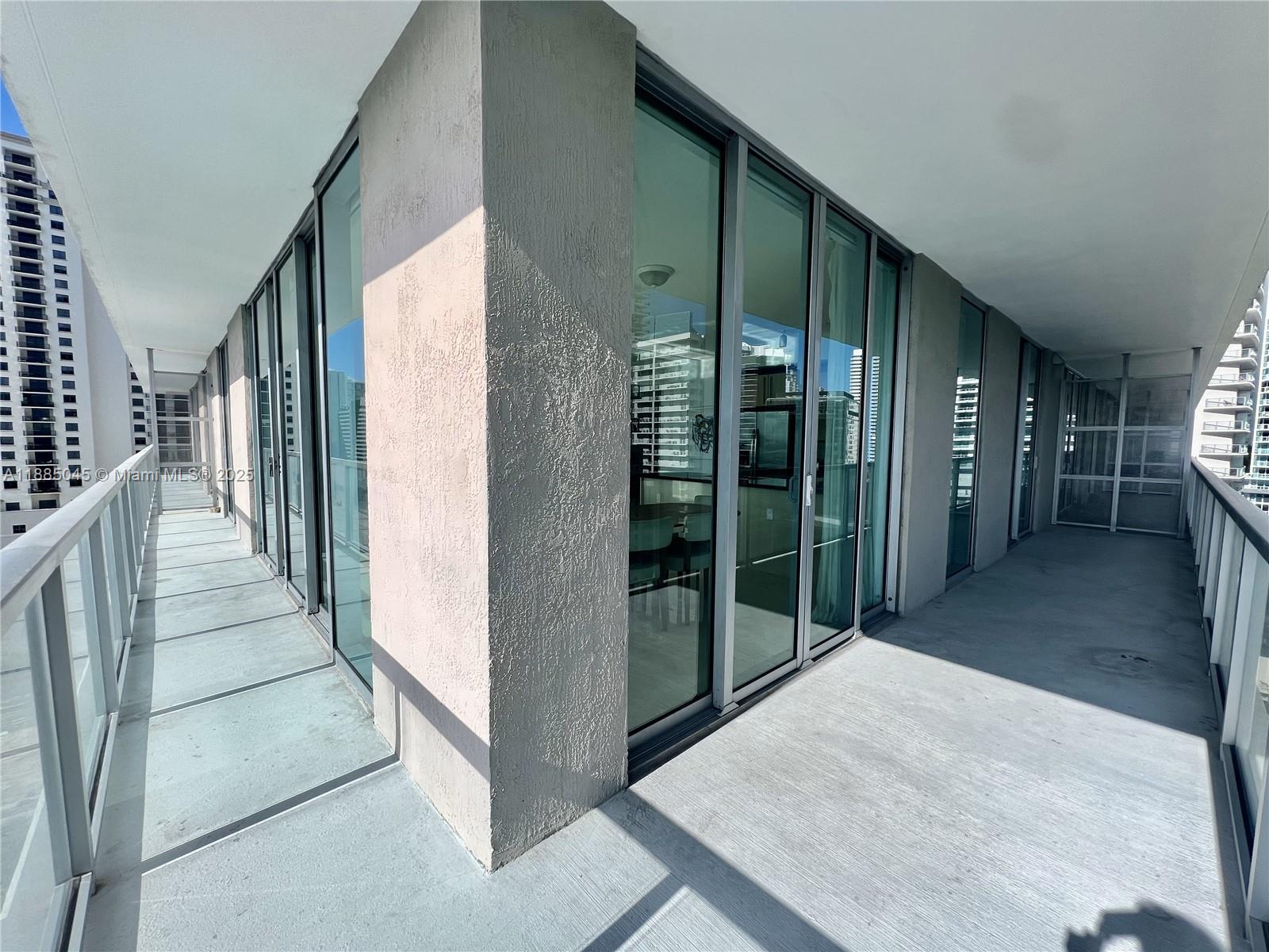 1111 SW 1st Ave #1914, Miami FL 33130