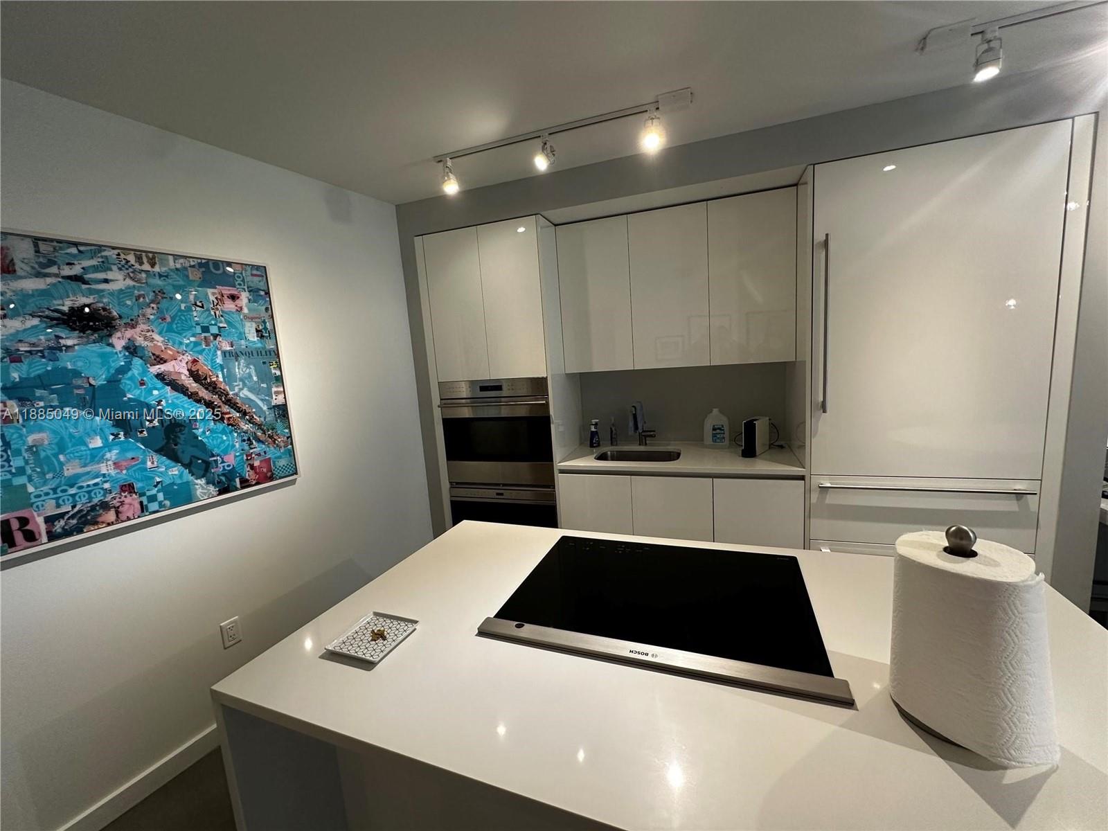 1201 20th St #208, Miami Beach FL 33139