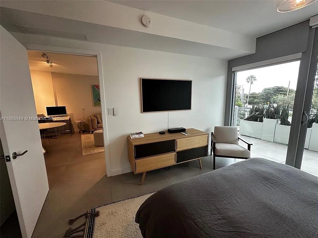 1201 20th St #208, Miami Beach FL 33139