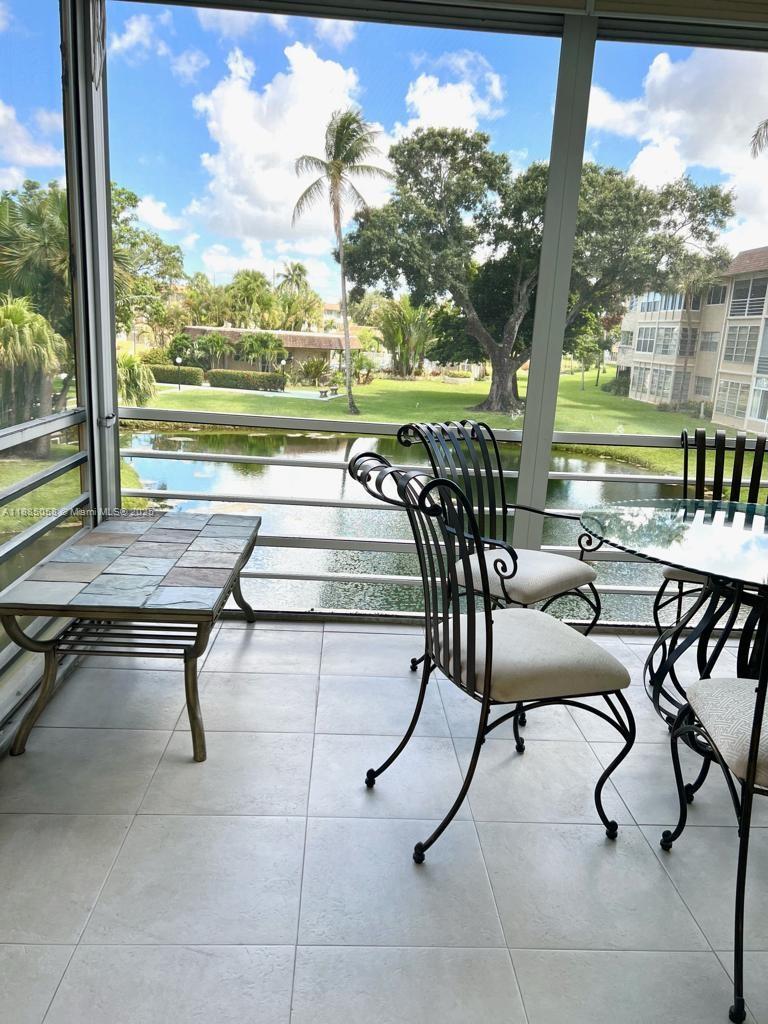 5051 W Oakland Park Blvd #204, Lauderdale Lakes FL 33313