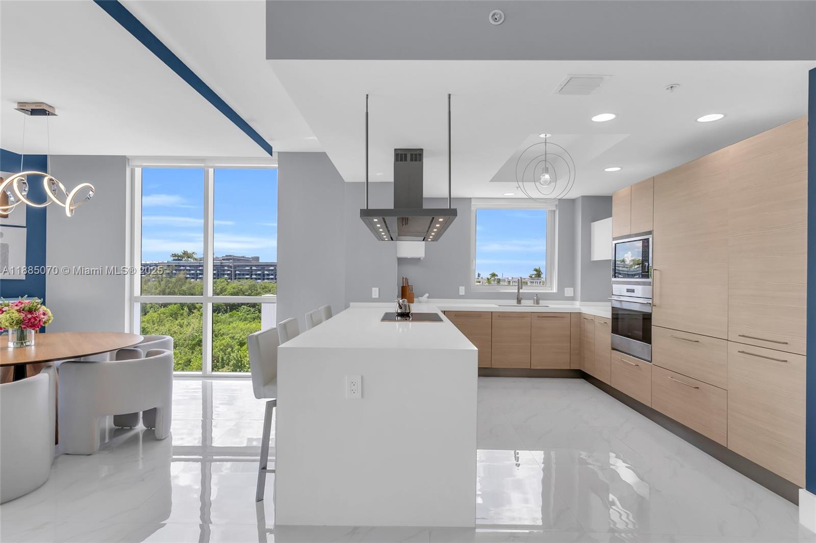 17111 Biscayne Blvd #602, North Miami Beach FL 33160