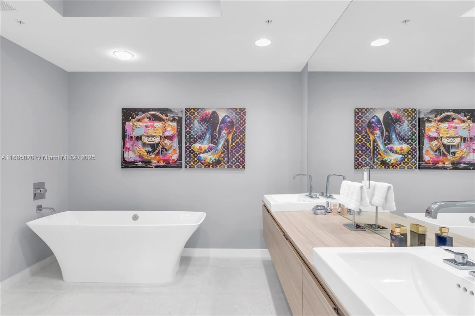 17111 Biscayne Blvd #602, North Miami Beach FL 33160