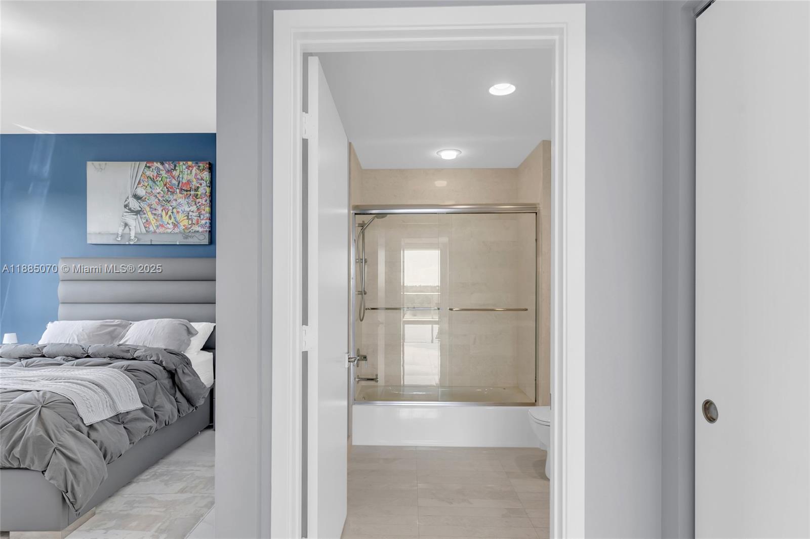 17111 Biscayne Blvd #602, North Miami Beach FL 33160