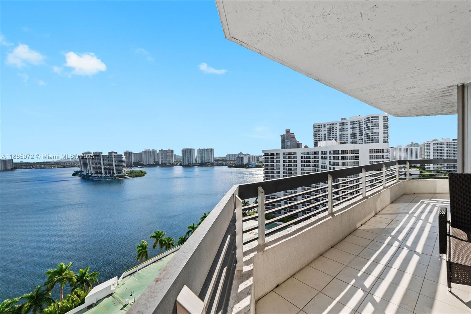 19101 NE 36th Ct #1905, Aventura FL 33180