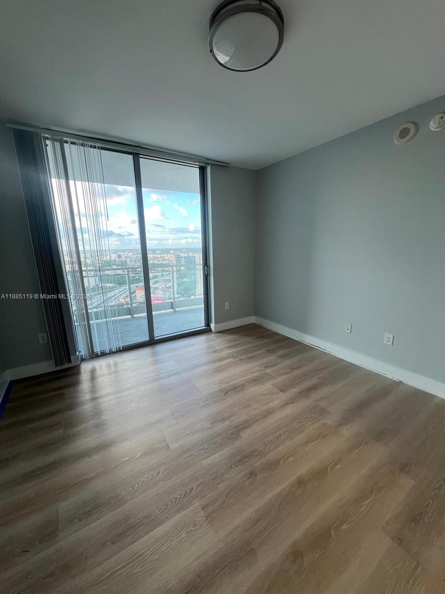 90 SW 3rd St #4208, Miami FL 33130