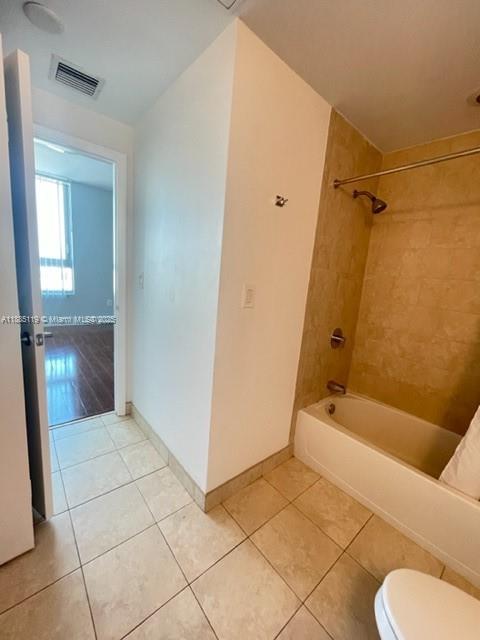 90 SW 3rd St #4208, Miami FL 33130