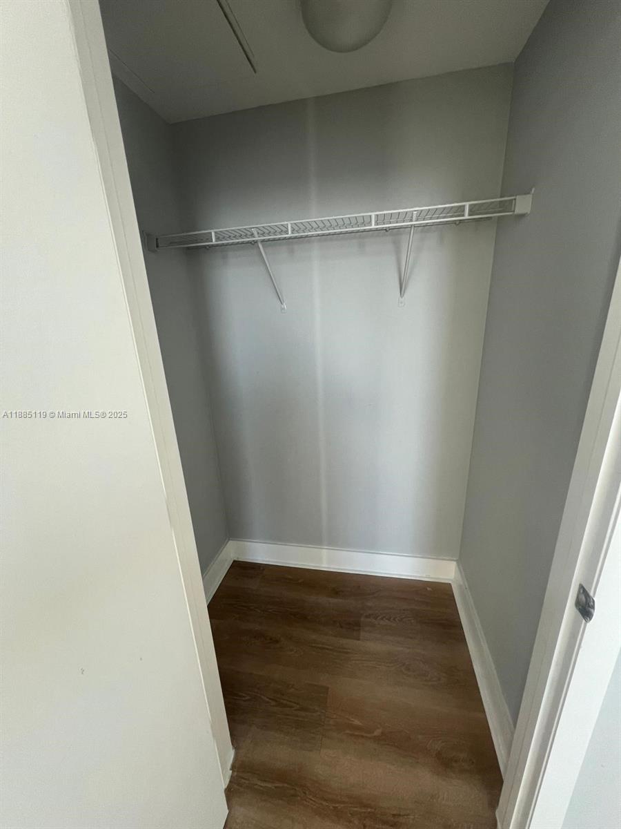 90 SW 3rd St #4208, Miami FL 33130