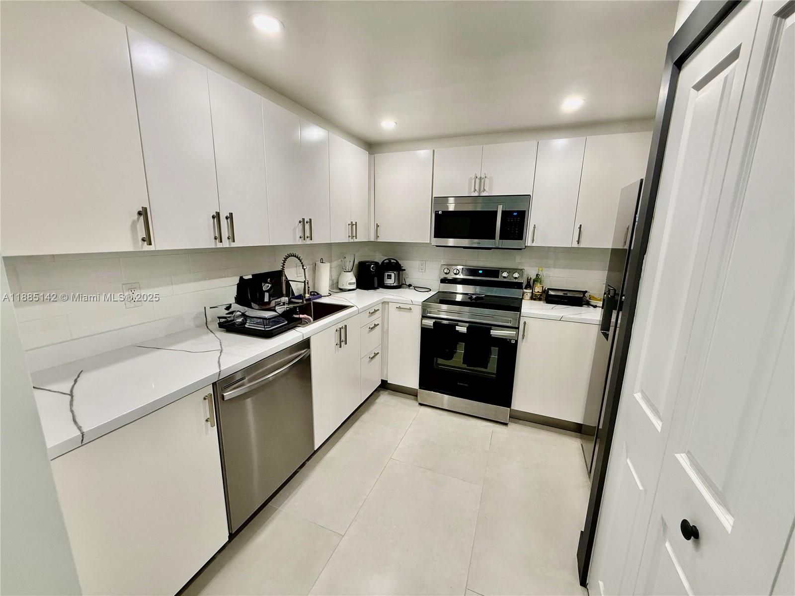 1250 S Miami #1603, Miami FL 33130